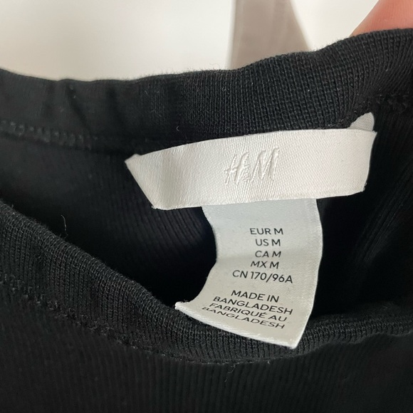 Tank tops - Picture 4 of 4